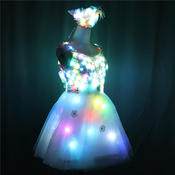 LED Dress Luminous Dress Glowing Wedding Dress Clothes Luminous Headwear Short Low Cut Group Skirt Women Ballroom Dance Clothing