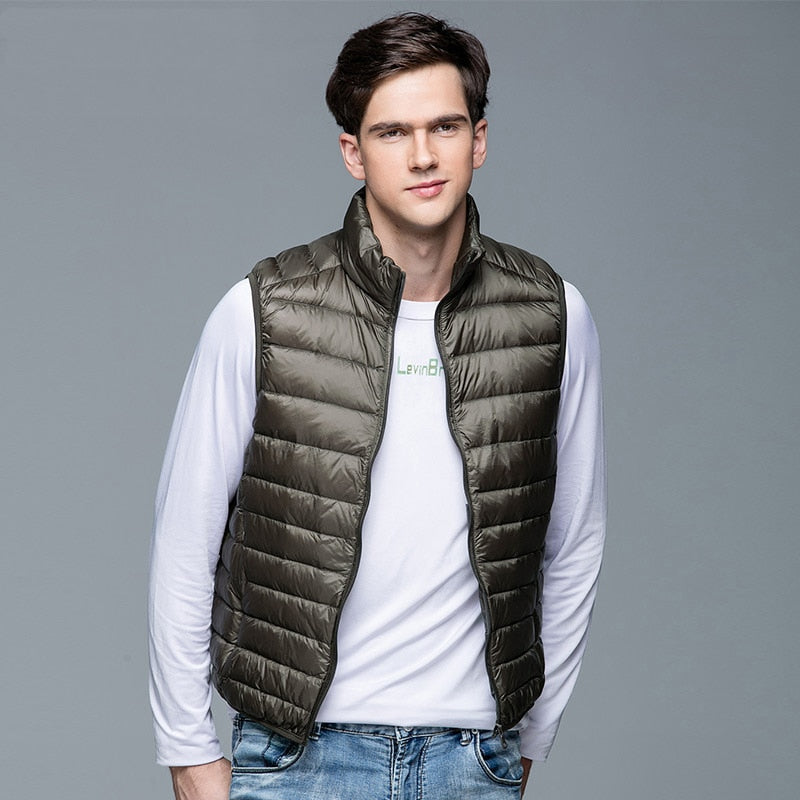 2019 New Men's Winter Coat 90% White Duck Down Vest Portable Ultra Light Sleeveless Jacket Portable Waistcoat for Men