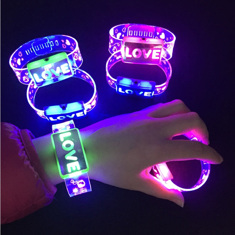 Costume Accessories 20PCS LOVE Flashing Wristband Led Bracelet Glowing Bangle Birthday Glow Party Rave Christmas Party Articles